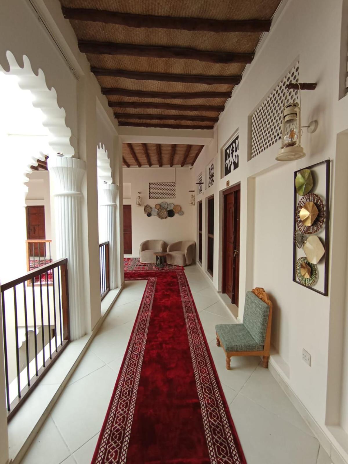 Hyba Heritage Hotel Dubai Exteriör bild