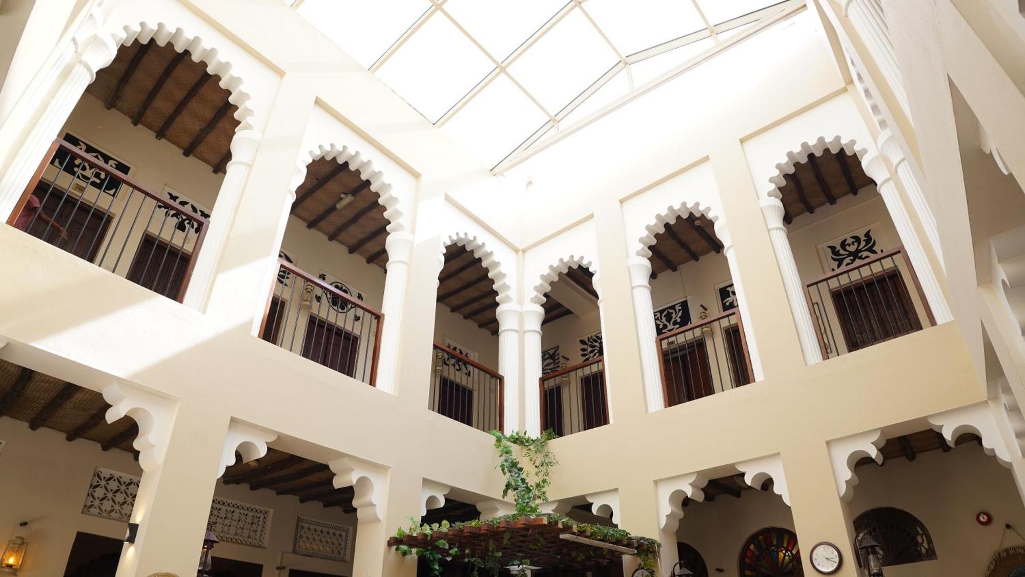 Hyba Heritage Hotel Dubai Exteriör bild